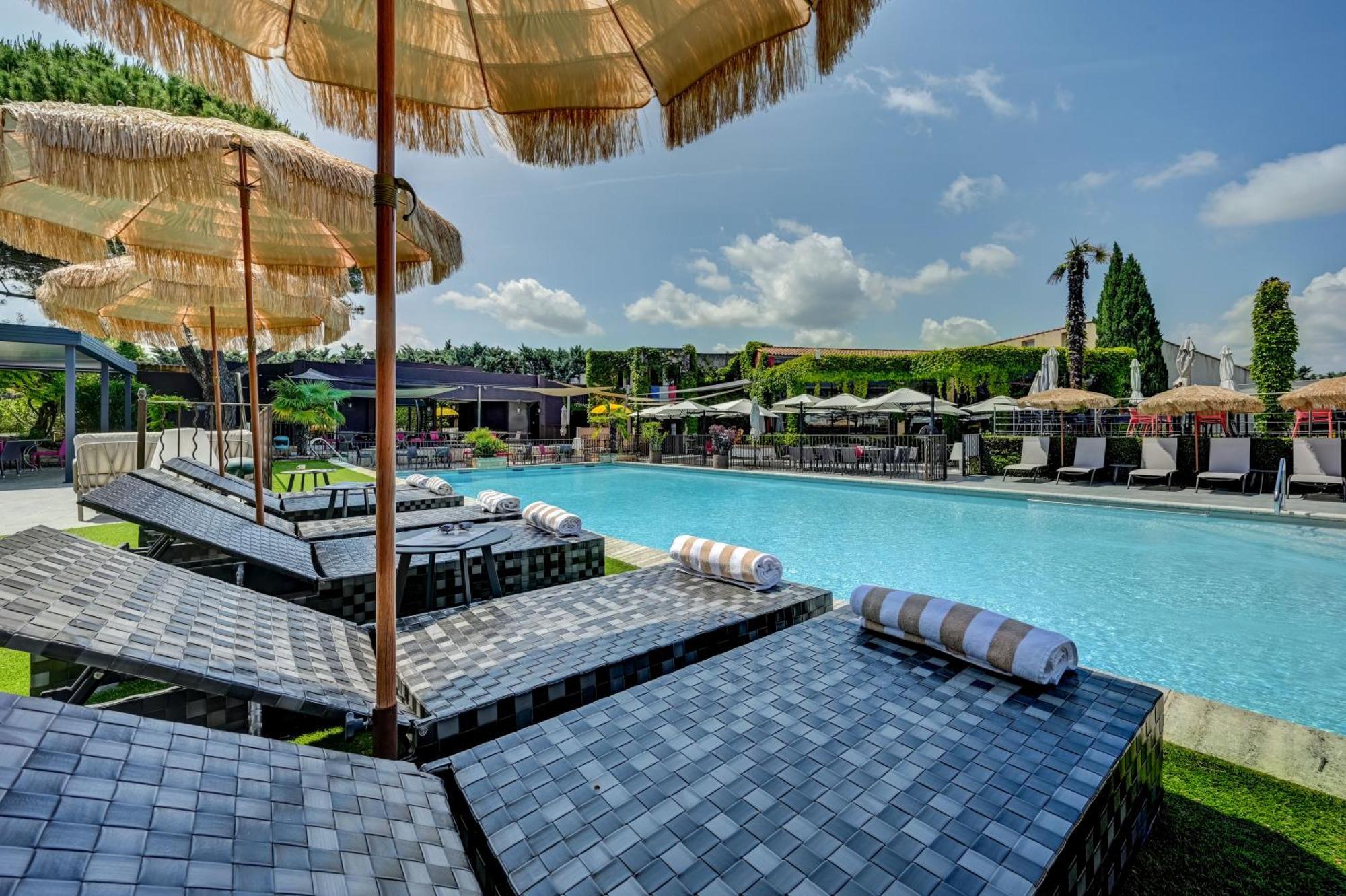 Best Western Sevan Parc Hotel Pertuis Ngoại thất bức ảnh