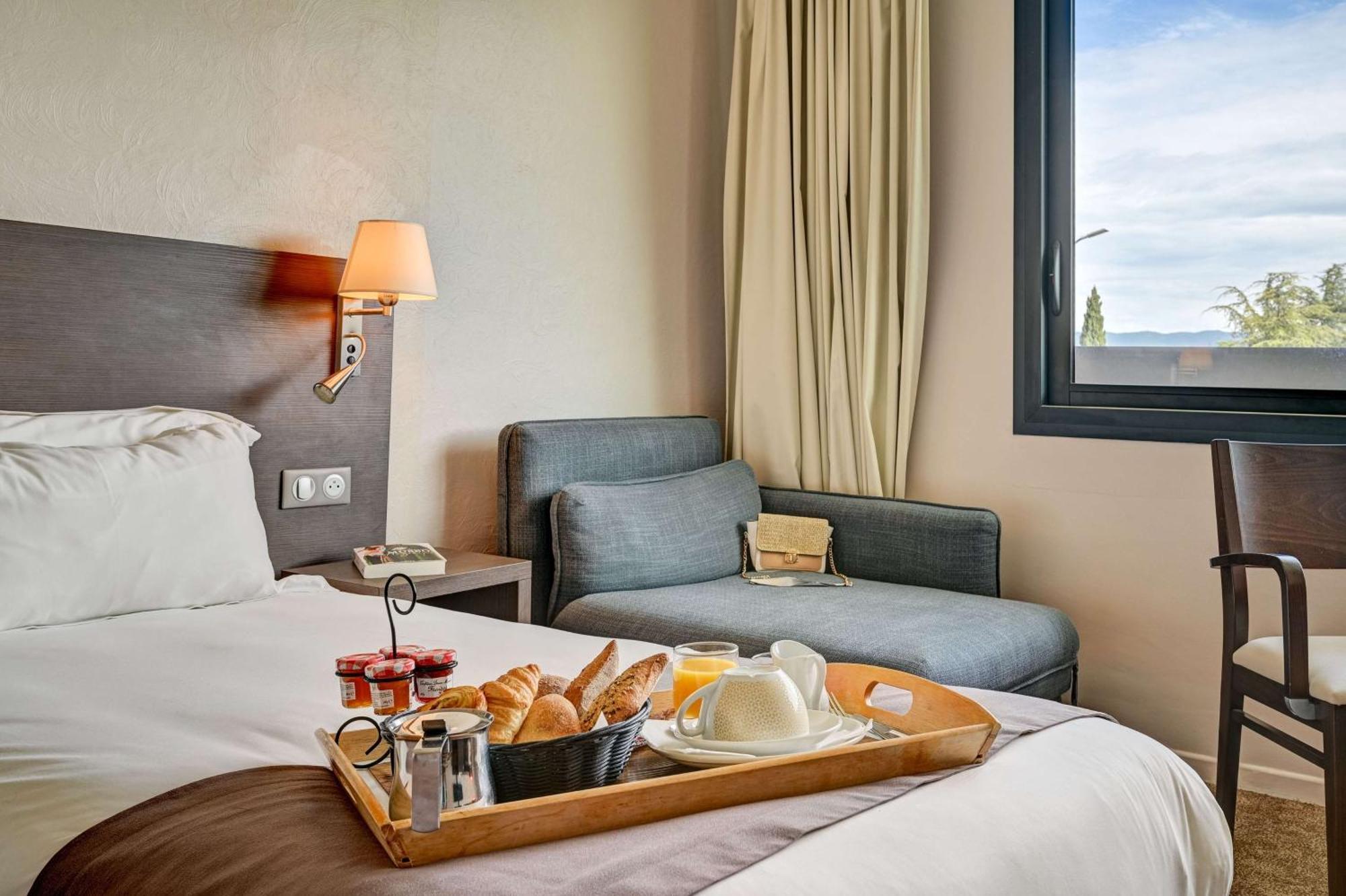Best Western Sevan Parc Hotel Pertuis Ngoại thất bức ảnh