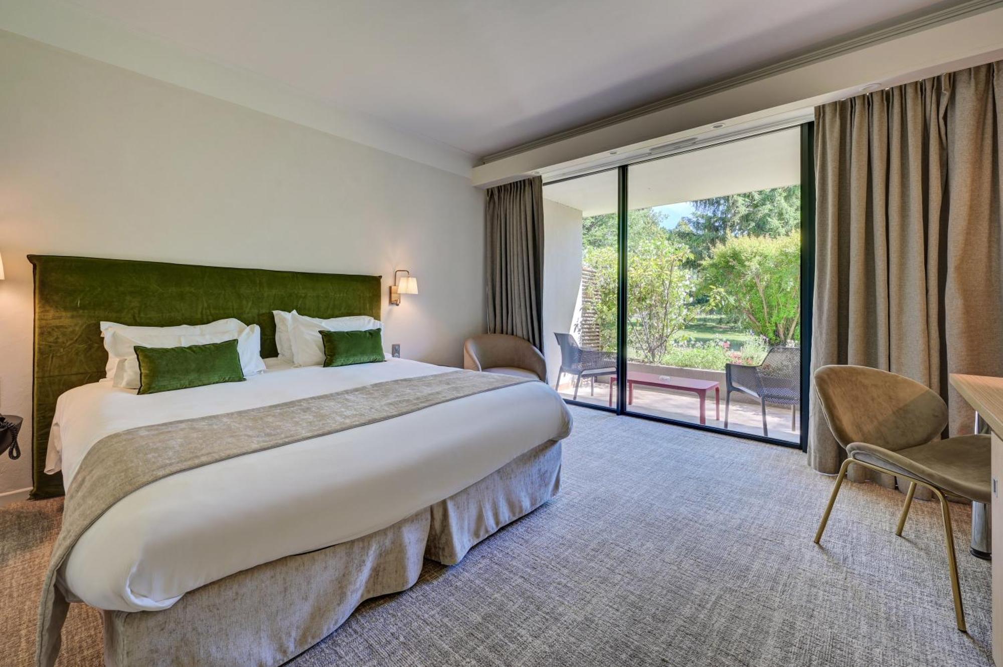 Best Western Sevan Parc Hotel Pertuis Ngoại thất bức ảnh